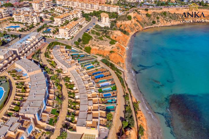 Image No.4-3 Bed Chalet for sale