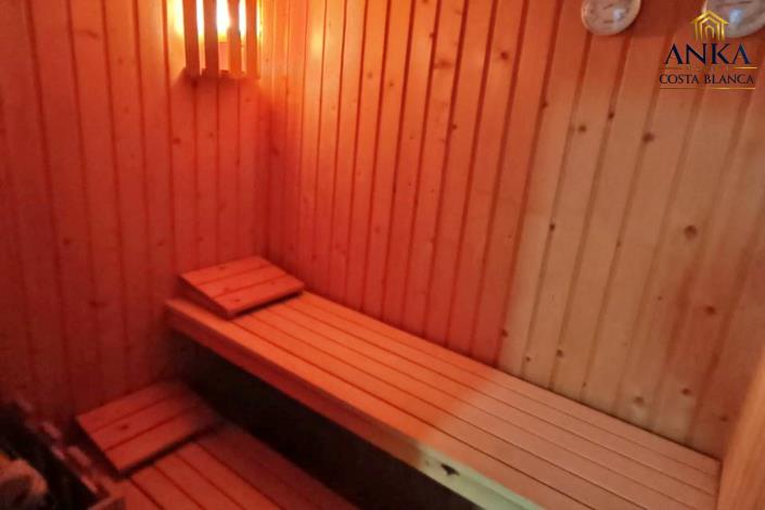 Image No.24-3 Bed Chalet for sale