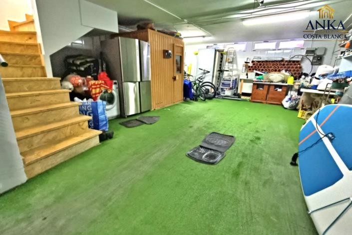 Image No.25-3 Bed Chalet for sale