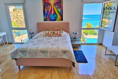 batch_-Aquamarinaphoto_8_2025-07-28_15-53-43