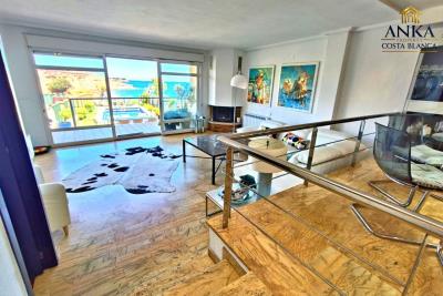 batch_-Aquamarinaphoto_10_2025-07-28_15-53-43