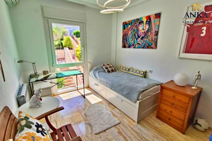 Image No.16-3 Bed Chalet for sale