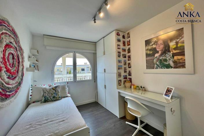 Image No.27-3 Bed Apartment for sale