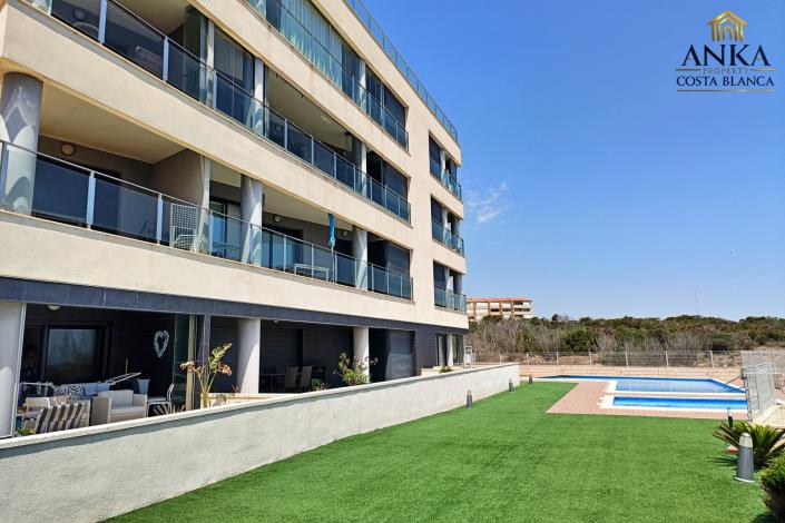 Image No.18-2 Bed Apartment for sale