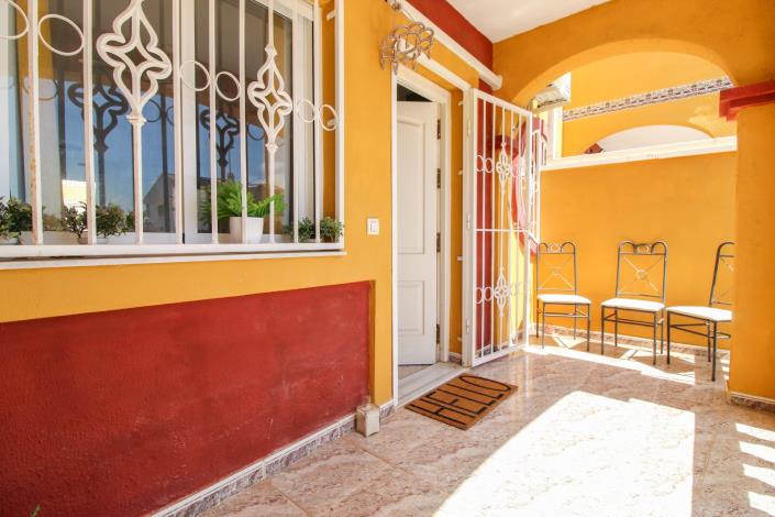 Image No.25-2 Bed Townhouse for sale