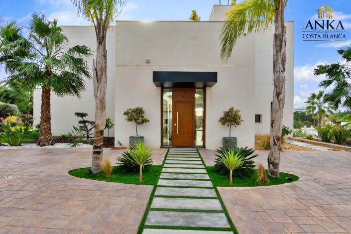 Image No.16-Villa de 4 chambres à vendre à Las Colinas Golf