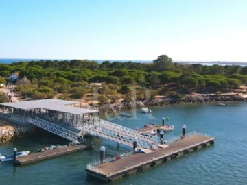 ida3018201-0000-0500-0000-000013bcf707