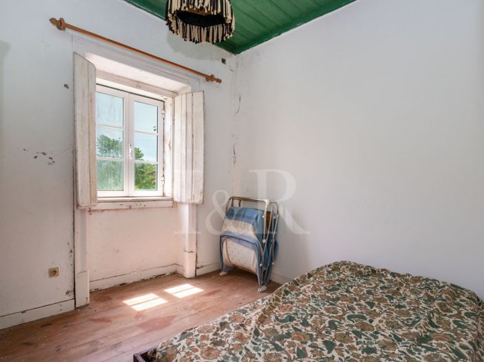 Image No.12-7 Bed Farmhouse for sale