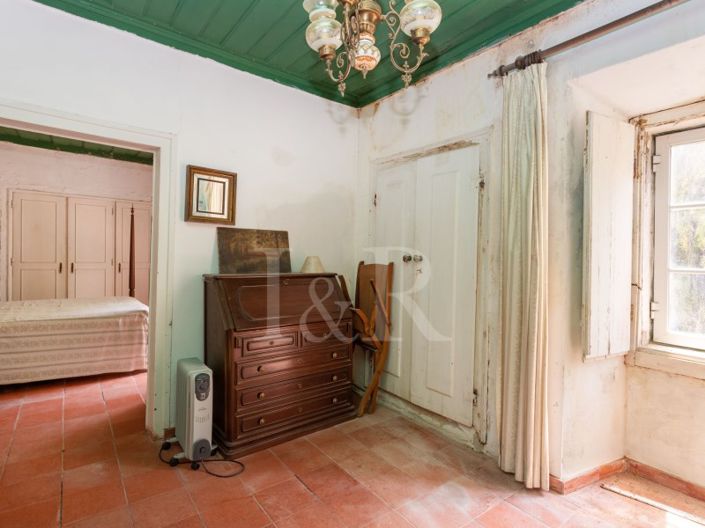 Image No.16-7 Bed Farmhouse for sale