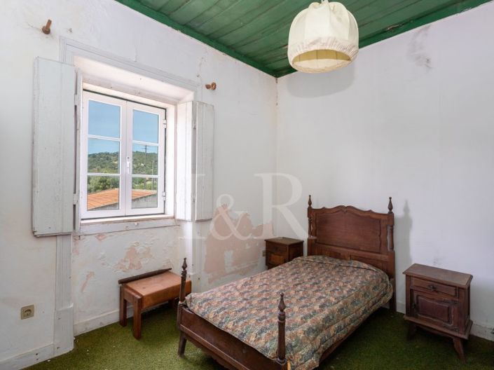 Image No.21-7 Bed Farmhouse for sale