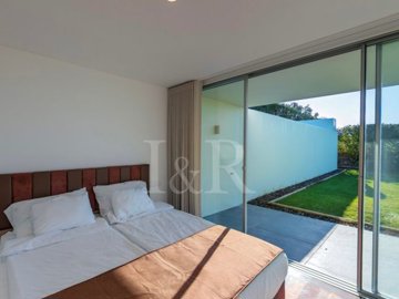 idd6f97901-0000-0500-0000-000012cd3cea