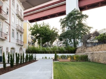 id99898301-0000-0500-0000-000013ec9f7c