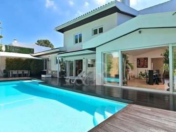 id418d7201-0000-0500-0000-000013627b42