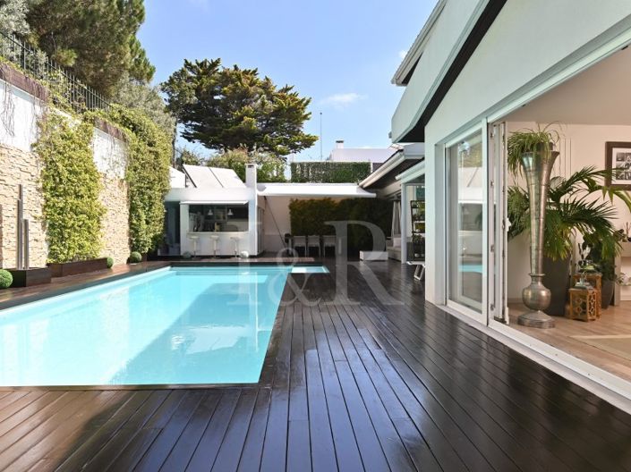 Image No.3-6 Bed House for sale