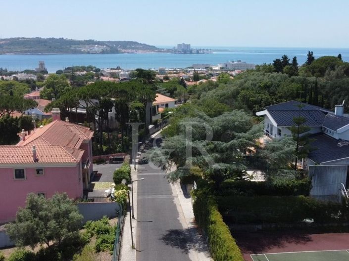 Image No.54-6 Bed House for sale