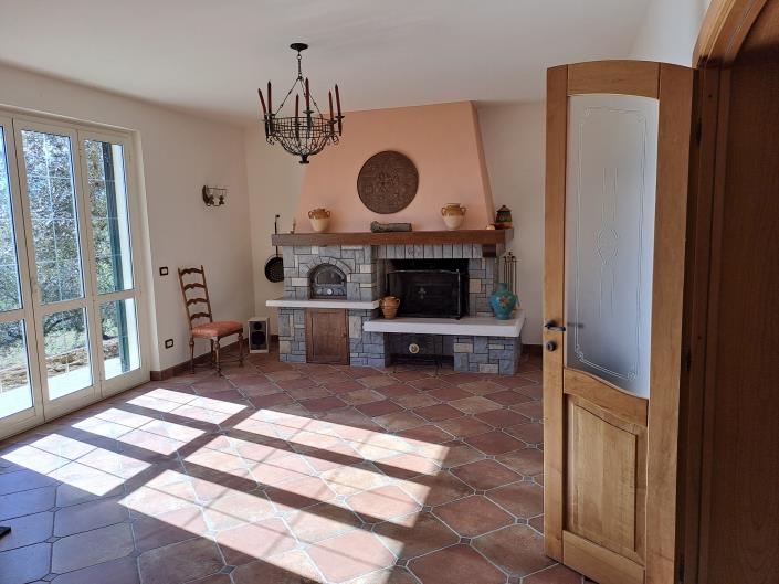 Image No.12-Maison / Villa de 2 chambres à vendre à Collecorvino