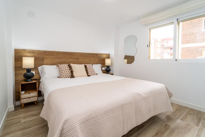 Image No.17-4 Bed Apartment for sale