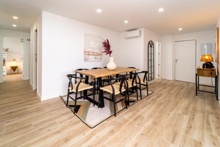 Image No.2-4 Bed Apartment for sale