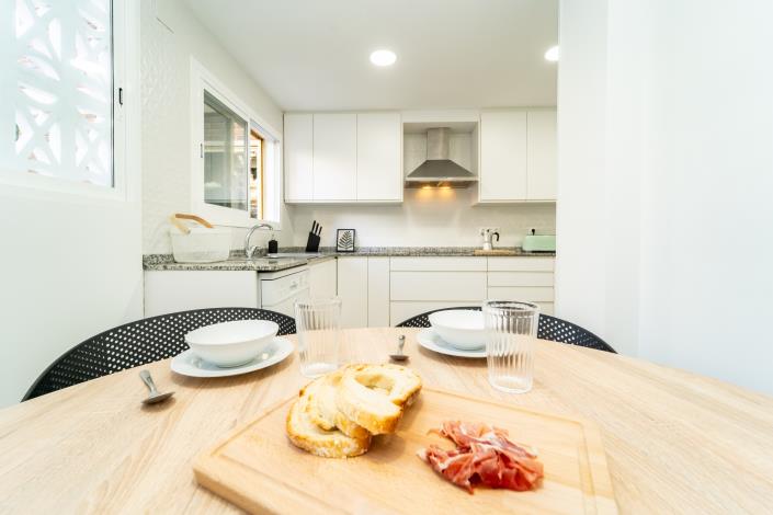 Image No.38-4 Bed Apartment for sale