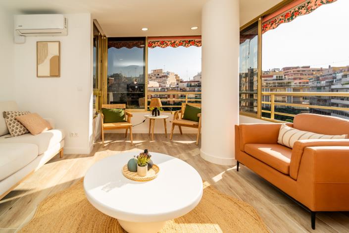 Image No.12-4 Bed Apartment for sale