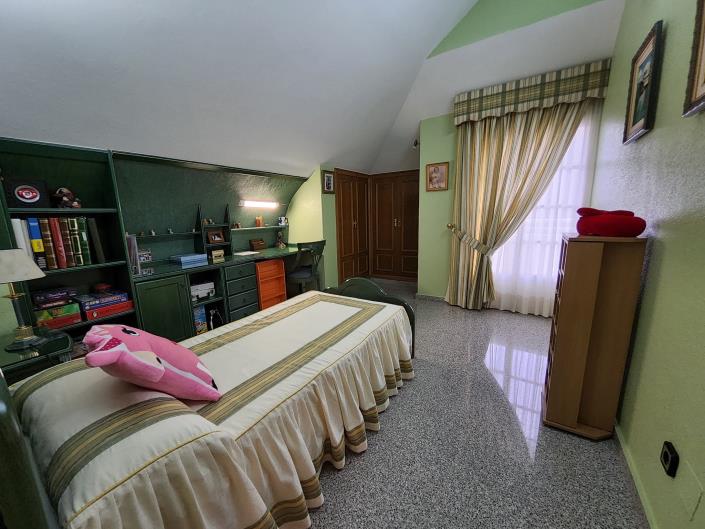 Image No.25-Chalet de 5 chambres à vendre à San Vicente del Raspeig