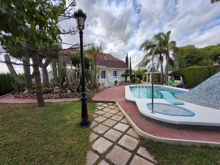 Image No.7-Chalet de 5 chambres à vendre à San Vicente del Raspeig