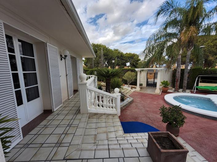 Image No.11-Chalet de 5 chambres à vendre à San Vicente del Raspeig