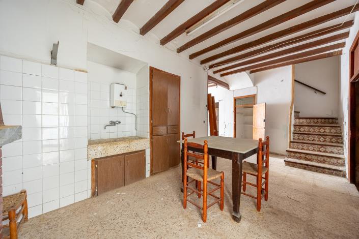 Image No.29-4 Bed Townhouse for sale