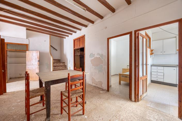 Image No.28-4 Bed Townhouse for sale