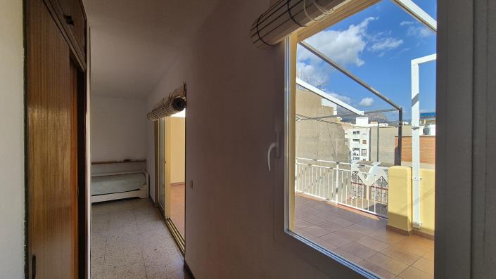 Image No.16-1 Bed Penthouse for sale