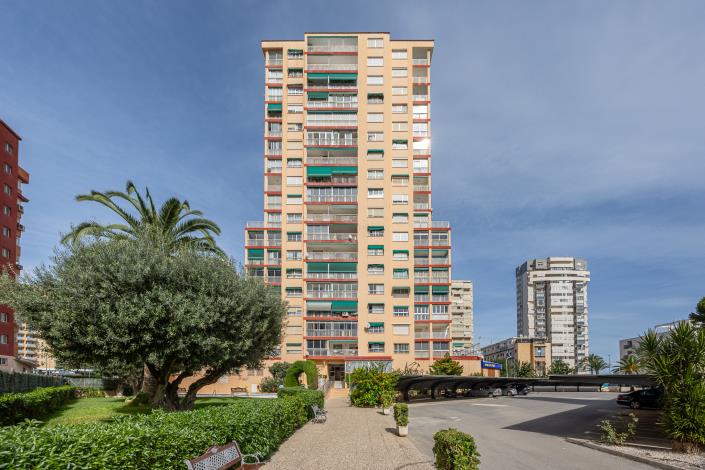 Image No.32-3 Bed Apartment for sale