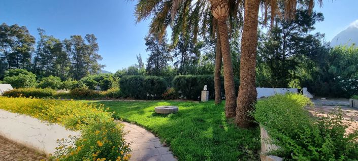 Image No.12-10 Bed Property for sale