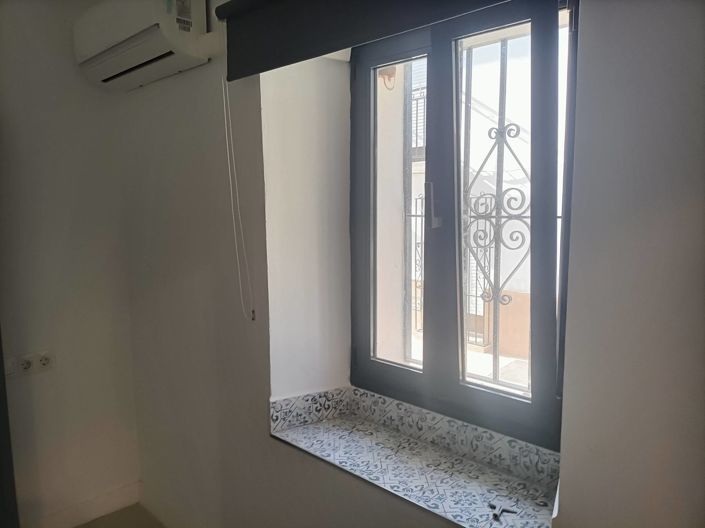 Image No.18-3 Bed Townhouse for sale