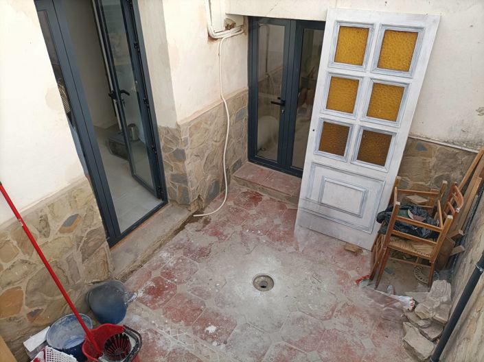 Image No.27-3 Bed Townhouse for sale