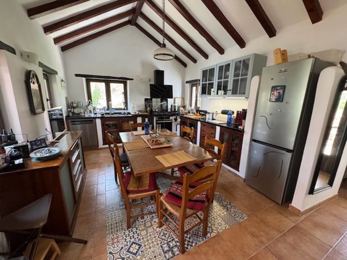 Image No.5-Maison de campagne de 4 chambres à vendre à Casares