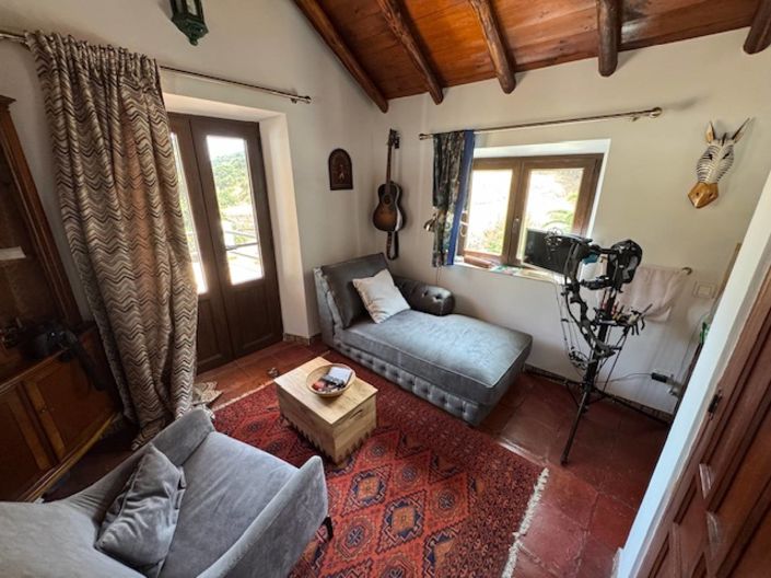 Image No.9-Maison de campagne de 4 chambres à vendre à Casares