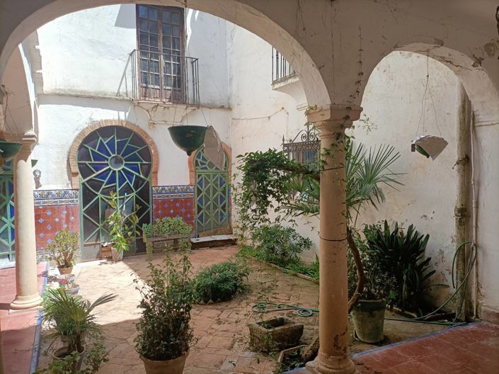 Image No.7-8 Bed Mansion for sale