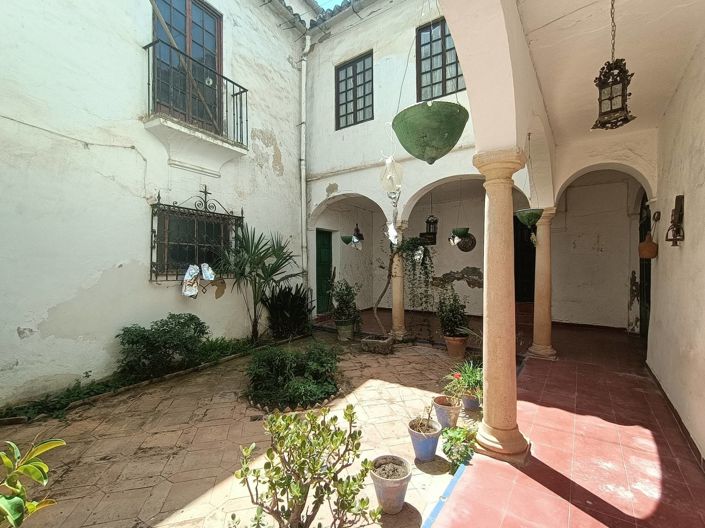 Image No.9-8 Bed Mansion for sale