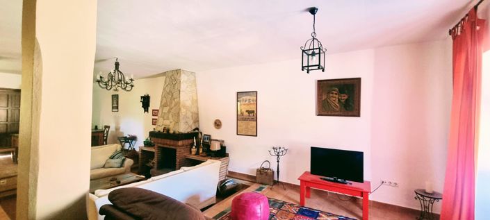 Image No.19-Villa de 4 chambres à vendre à Cortes de la Frontera