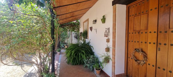 Image No.3-Villa de 4 chambres à vendre à Cortes de la Frontera