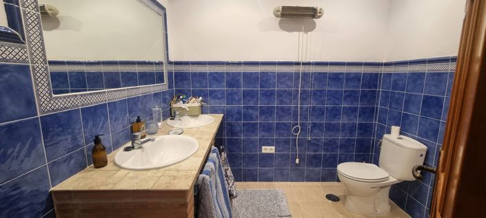 Image No.33-Villa de 4 chambres à vendre à Cortes de la Frontera