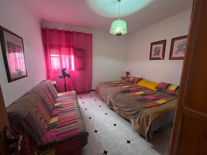 Image No.11-4 Bed Townhouse for sale