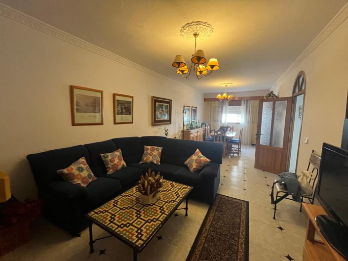 Image No.5-4 Bed Townhouse for sale