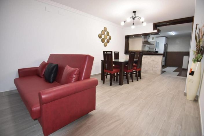 Image No.20-3 Bed Property for sale