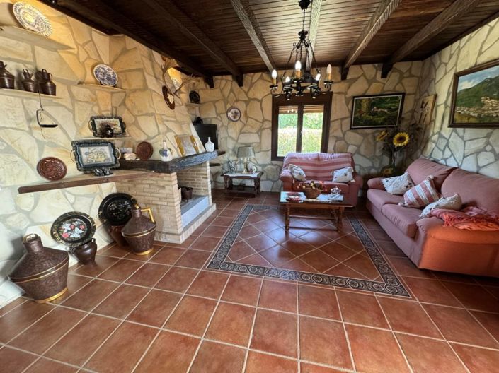 Image No.5-Maison de campagne de 6 chambres à vendre à El Gastor