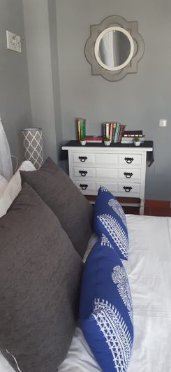 Image No.37-6 Bed Property for sale