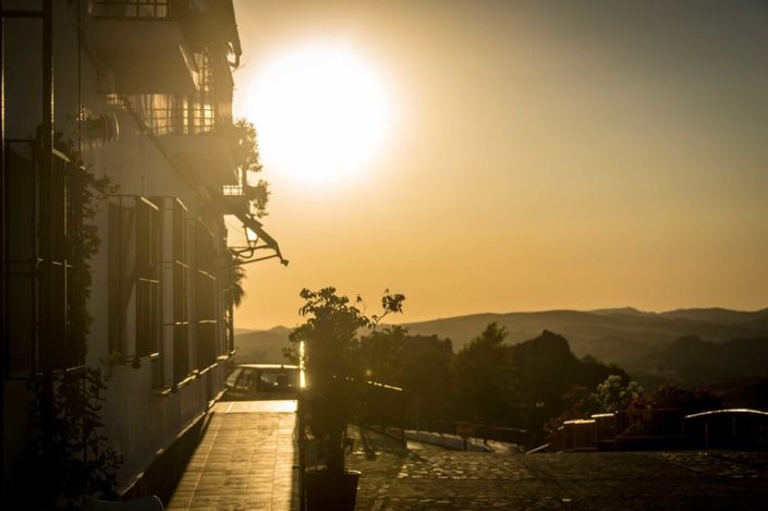 Image No.20-7 Bed Property for sale