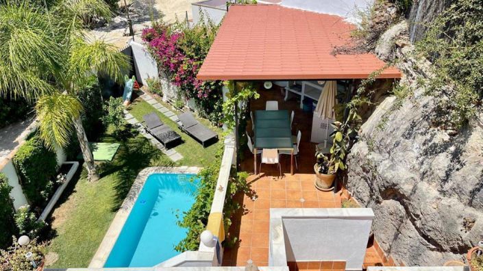 Image No.3-Villa de 3 chambres à vendre à Malaga