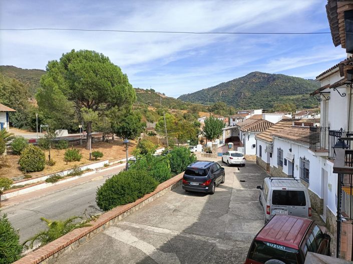 Image No.3-Maison de village de 4 chambres à vendre à Cortes de la Frontera