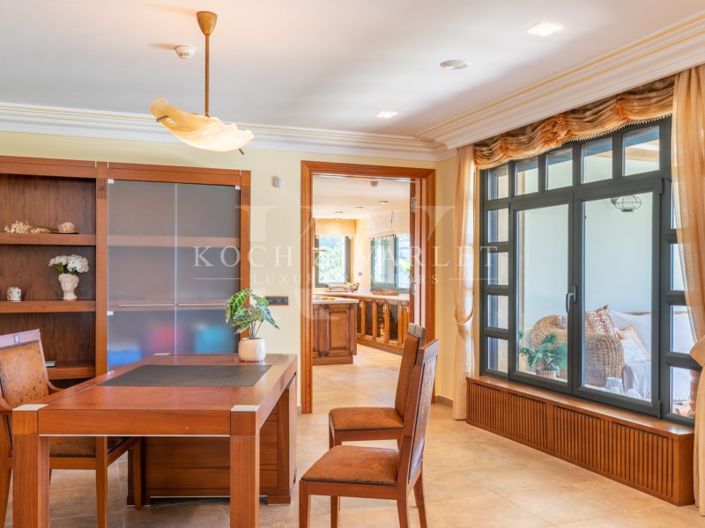 Image No.11-5 Bed Villa for sale